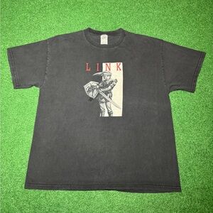 Vintage 90s The Legend of Zelda Link T-shirt, Video Game, Nintendo (XL)